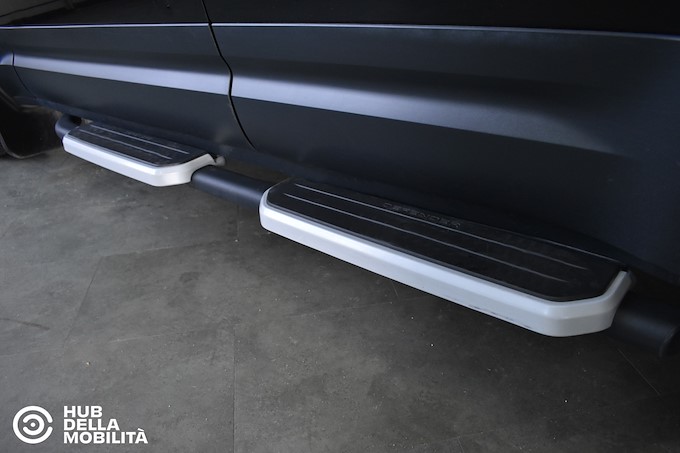 LAND ROVER Defender 110 2.0 SD4 240CV AWD Auto SE